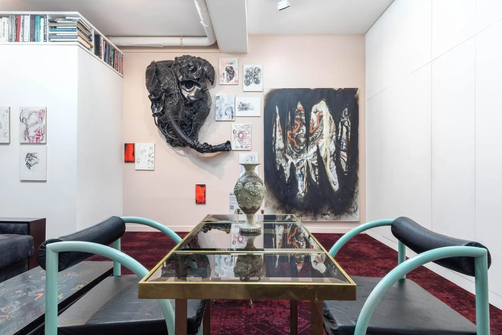 Guestready - Artist Loft With A Vertical Garden Parijs Appartement