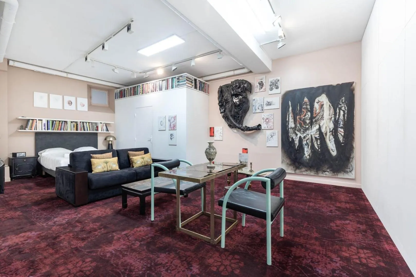 Guestready - Artist Loft With A Vertical Garden Paryż 0*,